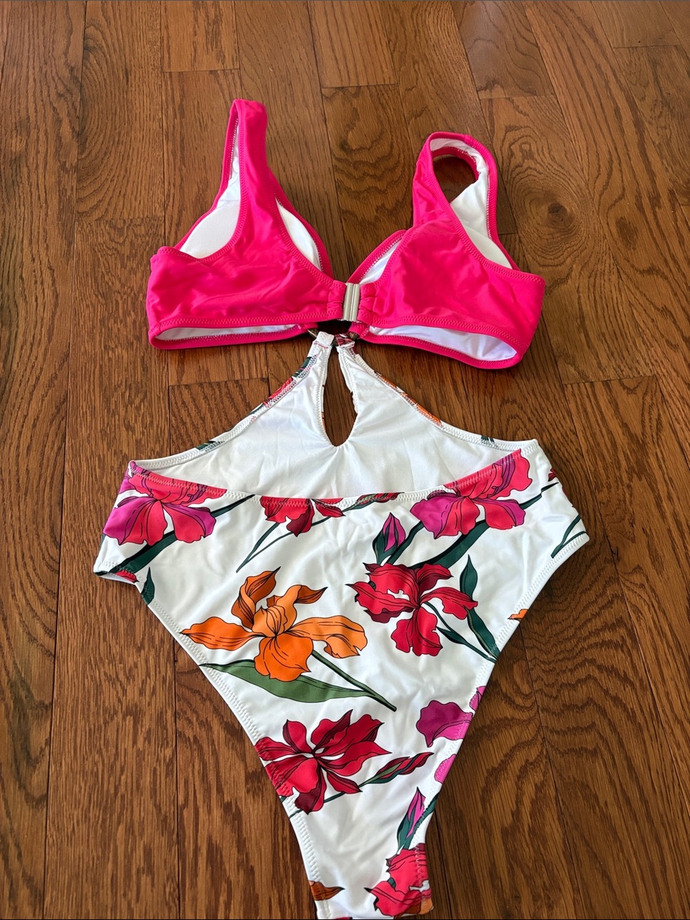 Pink Floral Cutout One-Piece Swimsuit - Picture 4 of 5